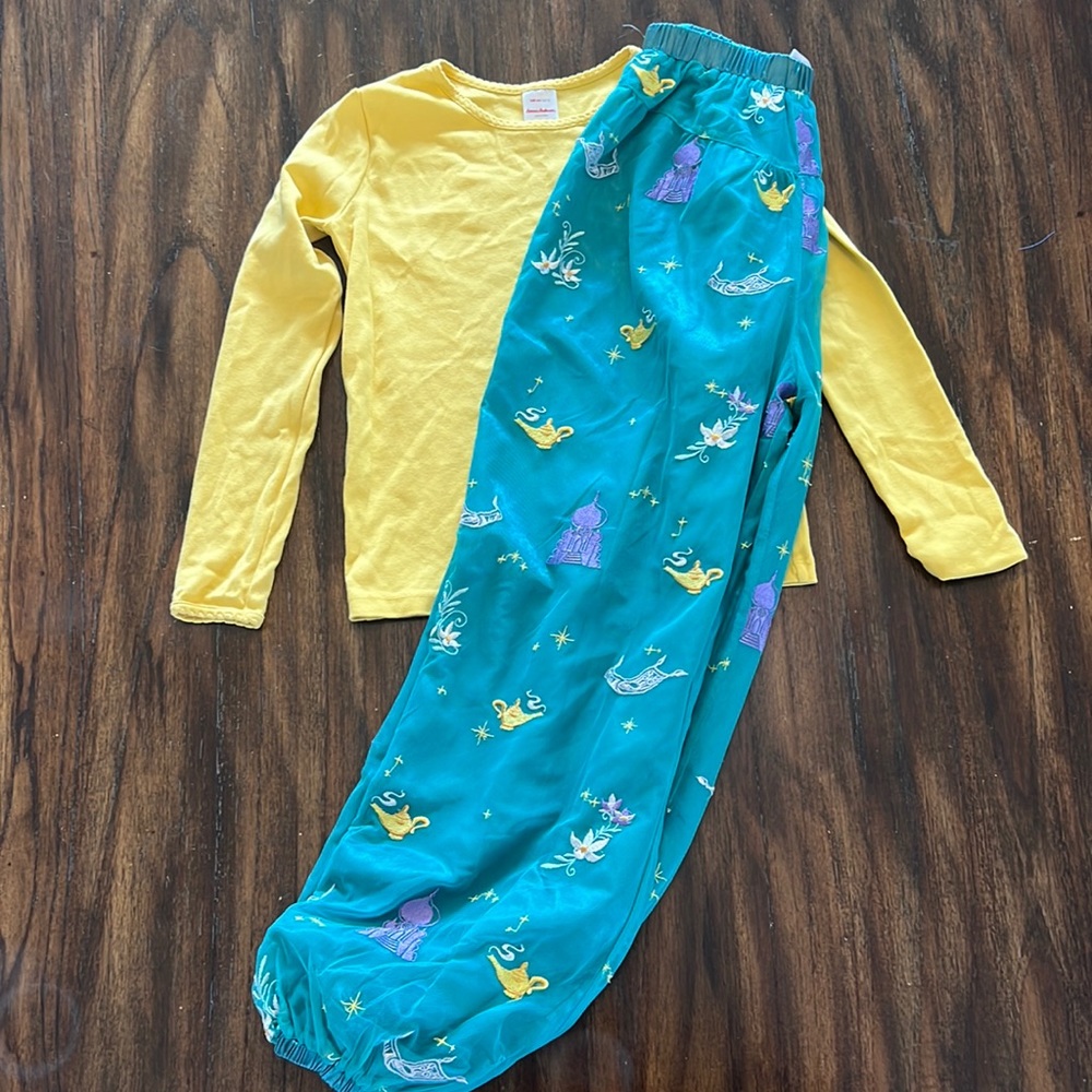 Jasmine Disney hanna Andersson pajamas or pj costume 140 large 10